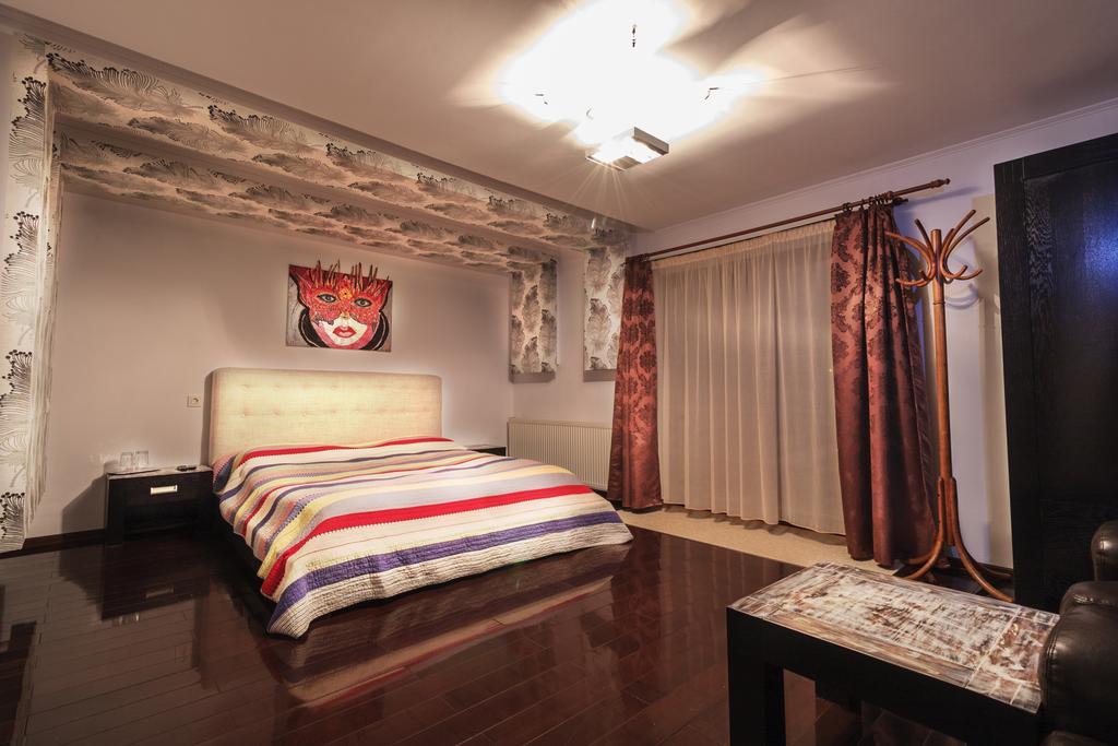 The Ghetto Hotell Buşteni Eksteriør bilde
