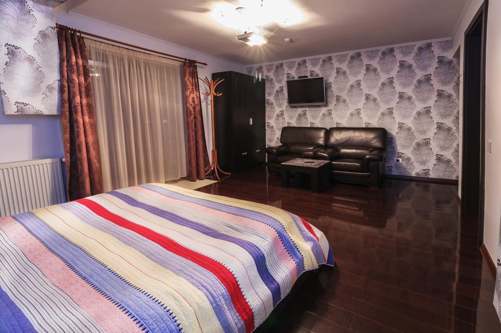 The Ghetto Hotell Buşteni Eksteriør bilde