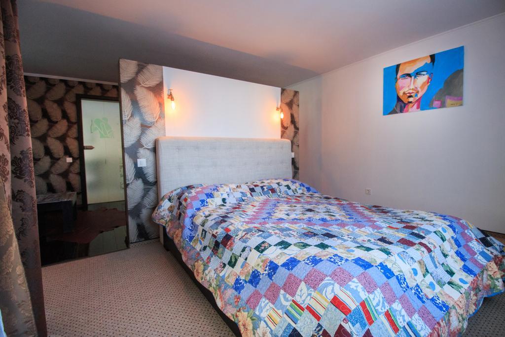 The Ghetto Hotell Buşteni Eksteriør bilde