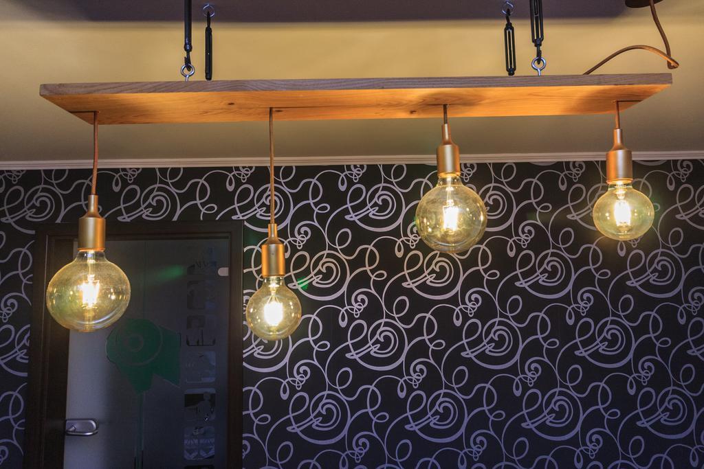 The Ghetto Hotell Buşteni Eksteriør bilde